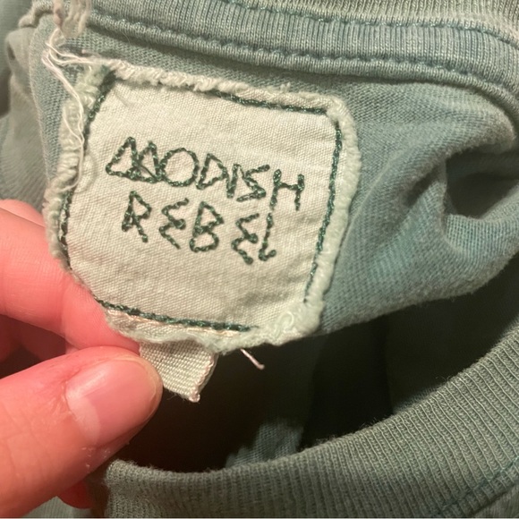 Modish Rebel Wisconsin Tee - Picture 3 of 6